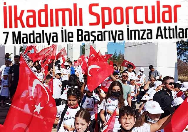 Muaythai Turnuvasında İlkadımlı Sporcular 7 Madalya İle Başarıya İmza Attılar