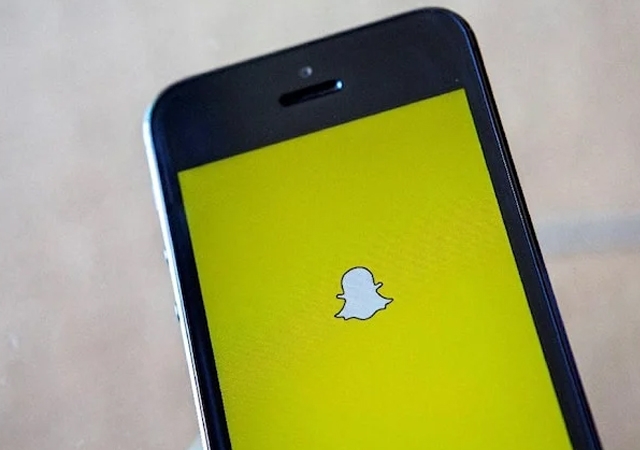 Snapchat’ten yeni özellik: Paylaşılan Hikayeler